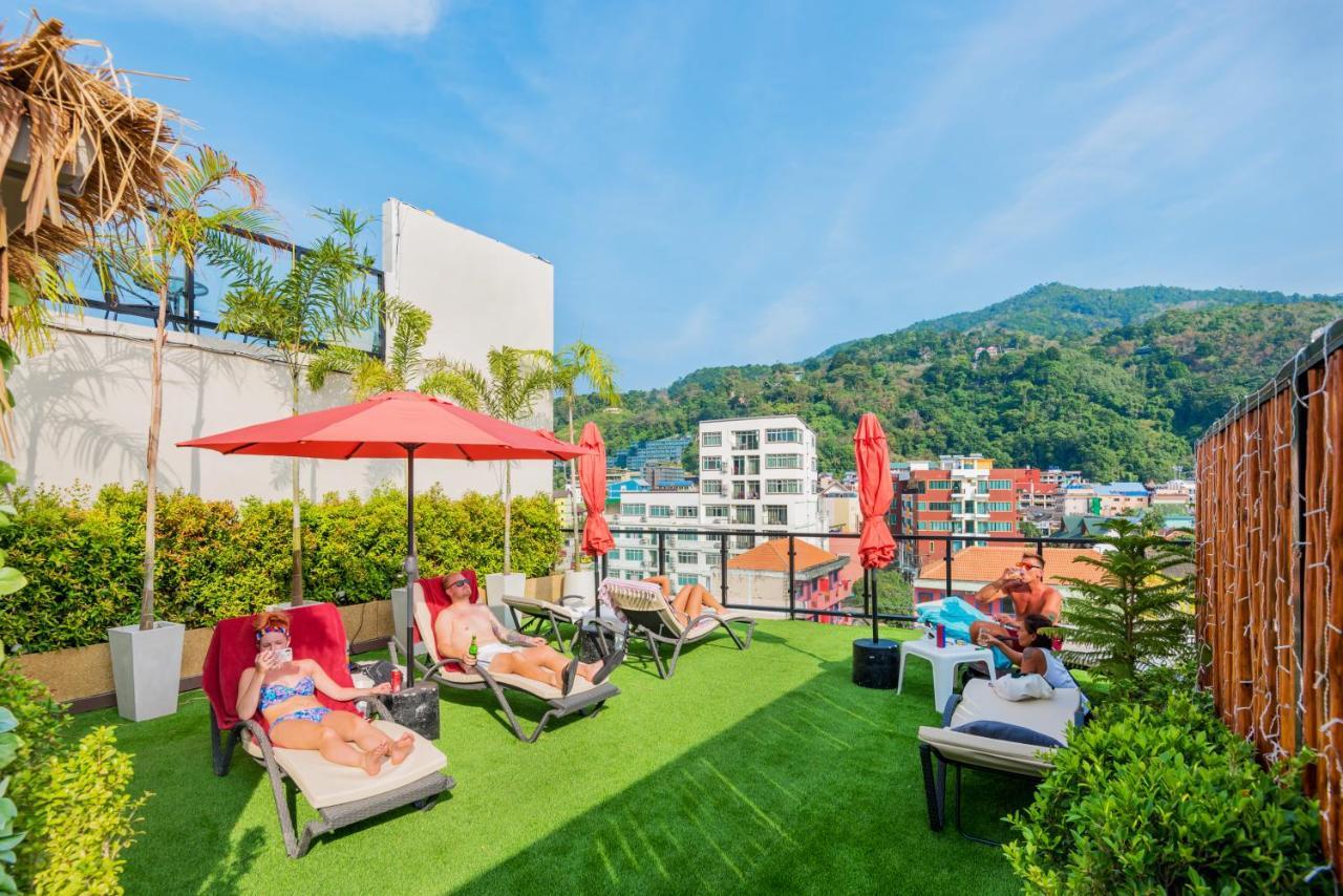 Hallo Patong Hotel Exterior foto